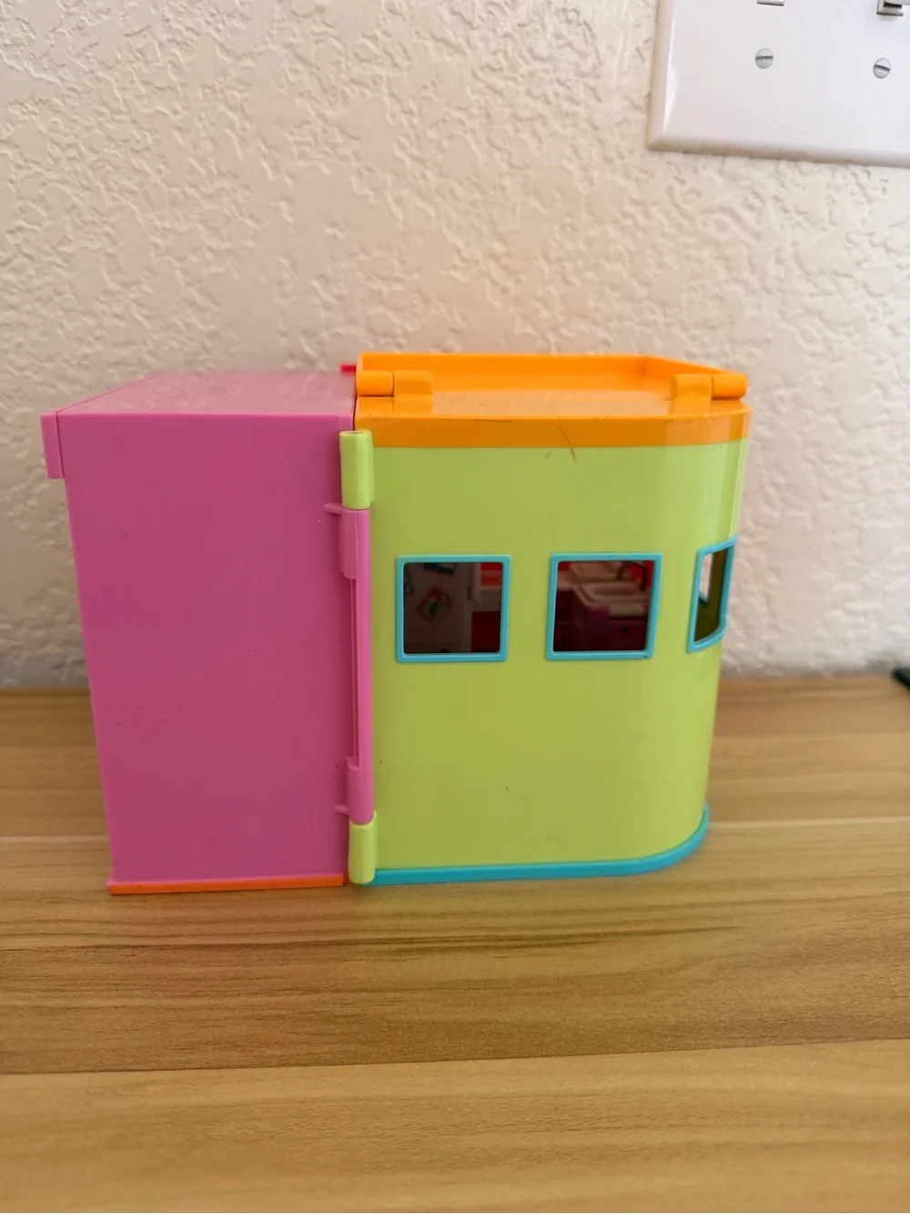 Vintage Polly Pocket Doll Play House Playset 2002 Excellent Condition